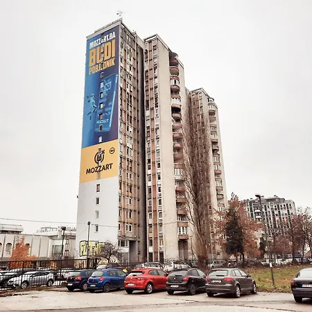 Near Center Apartmán